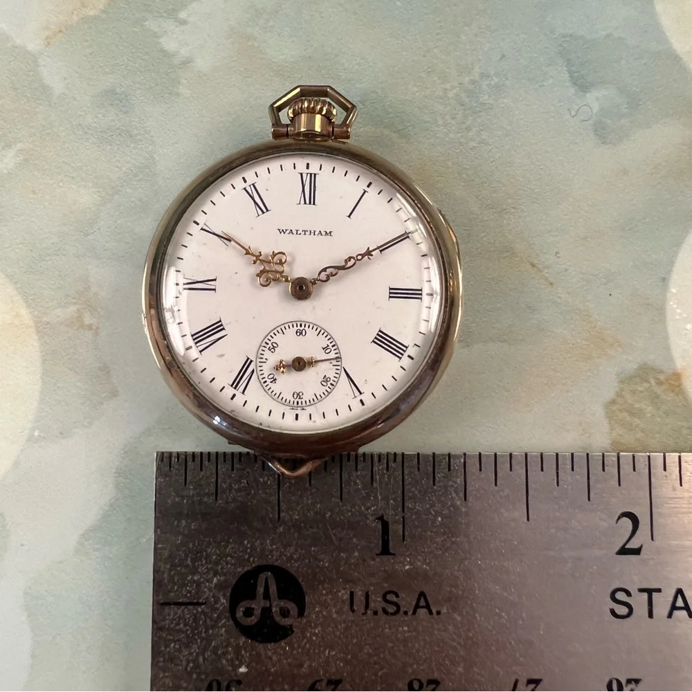WALTHAM Antique 7 Jewel Pocket Watch in 14k Gold Filled Elgin Napoleon Case